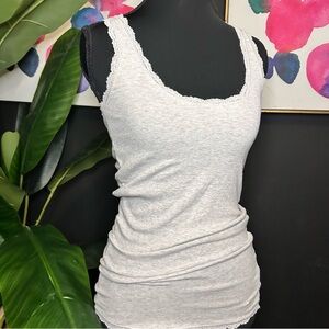 Y2K American Eagle tank top with lace trim #lace #summer